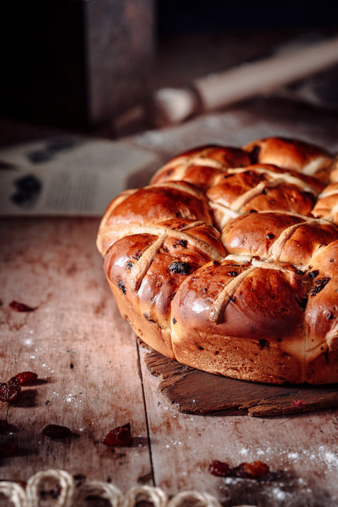 Hot Cross Buns Tear & Share