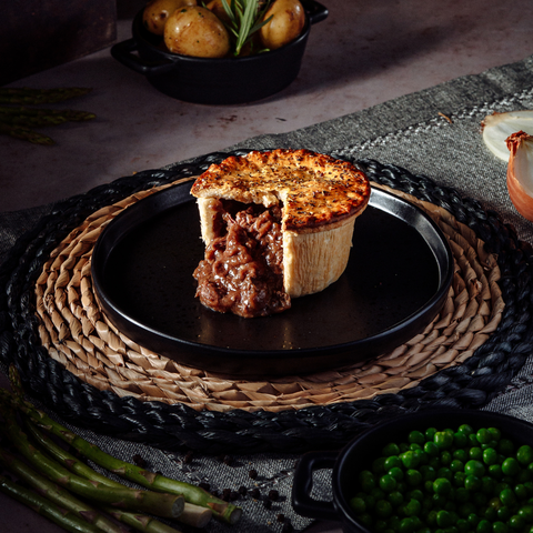 Steak and KidNeath Pie - Steak and Kidney Pies 6 Pack – Deep-Filled Pies with Flaky Pastry and Premium Steak & Kidney Filling