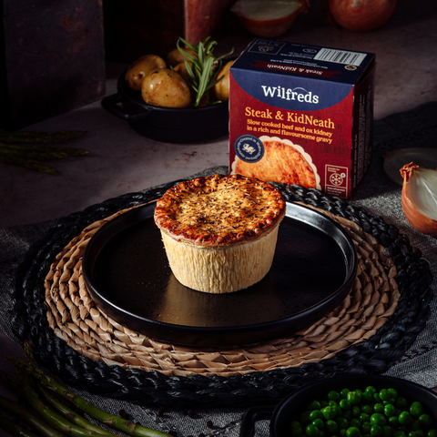 Steak and KidNeath Pie - Steak and Kidney Pies 6 Pack – Deep-Filled Pies with Flaky Pastry and Premium Steak & Kidney Filling