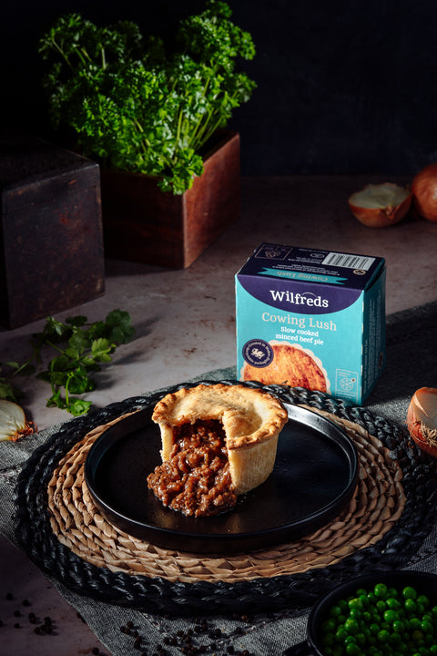 Cowing Lush: Minced Beef & Gravy Pie (265g)