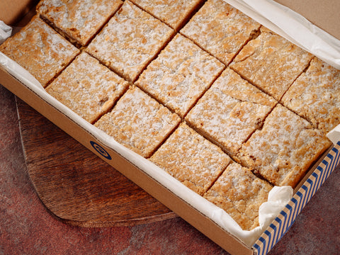 Luxury White Chocolate Blondies Catering Box (15 Pack)