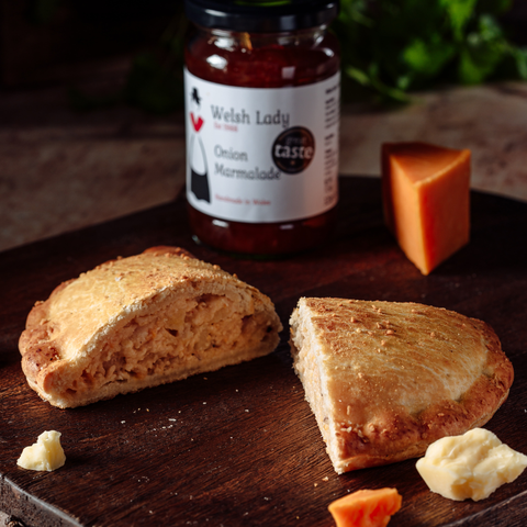 The Big Cheese Welsh Oggie Pasty (265g)