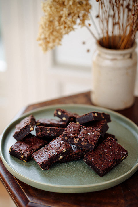 Luxury Milk & White Chocolate Chip Brownies