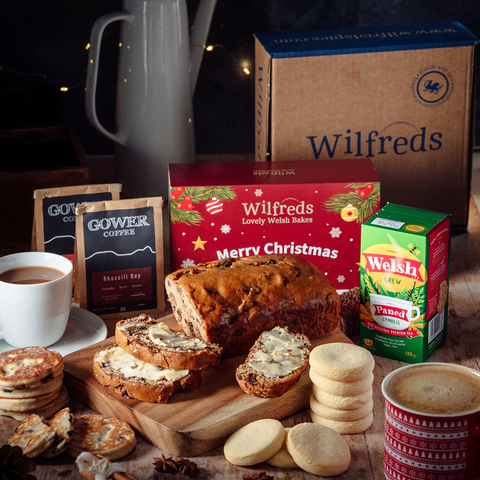 Welsh Tea & Coffee Hamper with Bara Brith, Welsh Cakes and Shortbread Biscuits