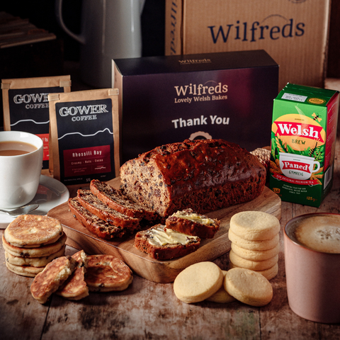 Luxury Welsh Tea & Coffee Hamper with Bara Brith, Welsh Cakes and Shortbread Biscuits