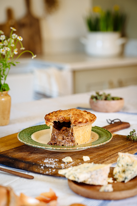 Steak 'n' Blue Cheese Pie (265g)